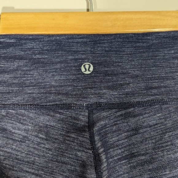 Lululemon‎ Heathered Navy Wunder Under Crop Yoga Athletic Leggings Women 4 - Picture 4 of 6